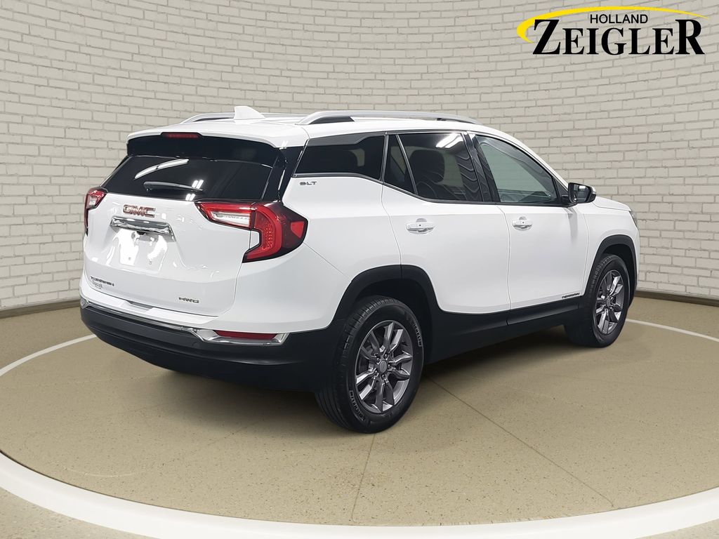 2024 GMC TERRAIN - Image 5