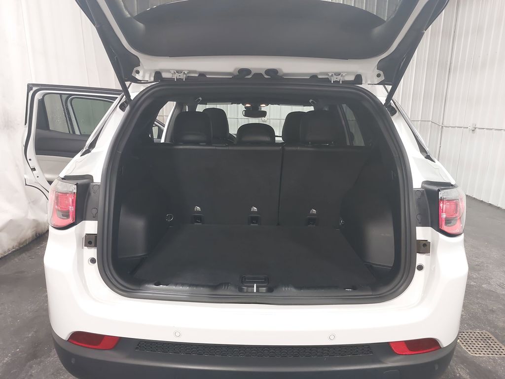 2023 JEEP COMPASS - Image 12