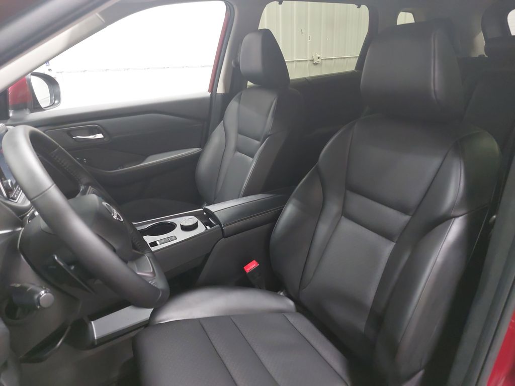2025 NISSAN ROGUE - Image 15