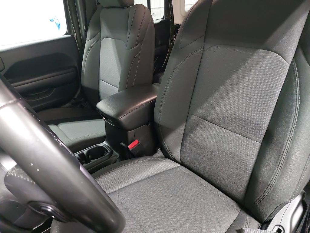 2021 JEEP WRANGLER - Image 14