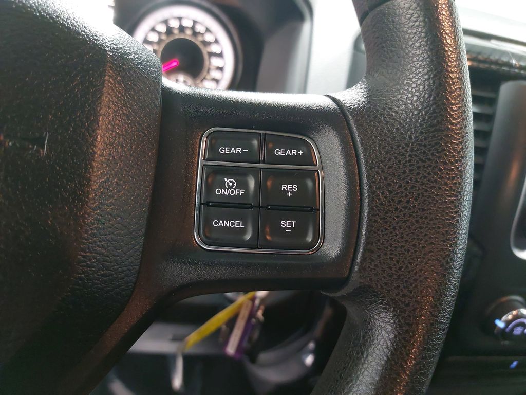 2017 RAM 1500 - Image 17