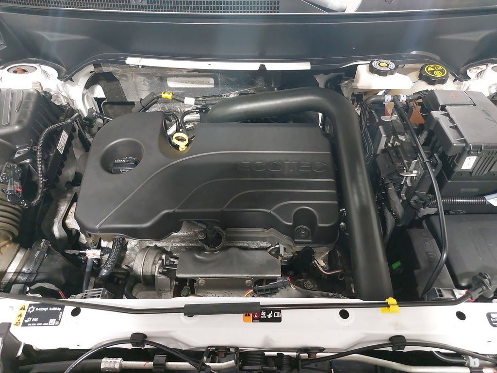 2023 GMC TERRAIN - Image 30