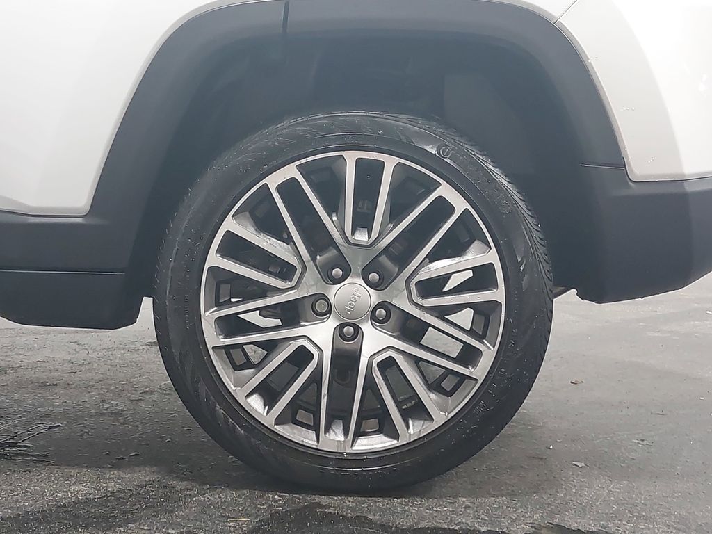 2023 JEEP COMPASS - Image 32