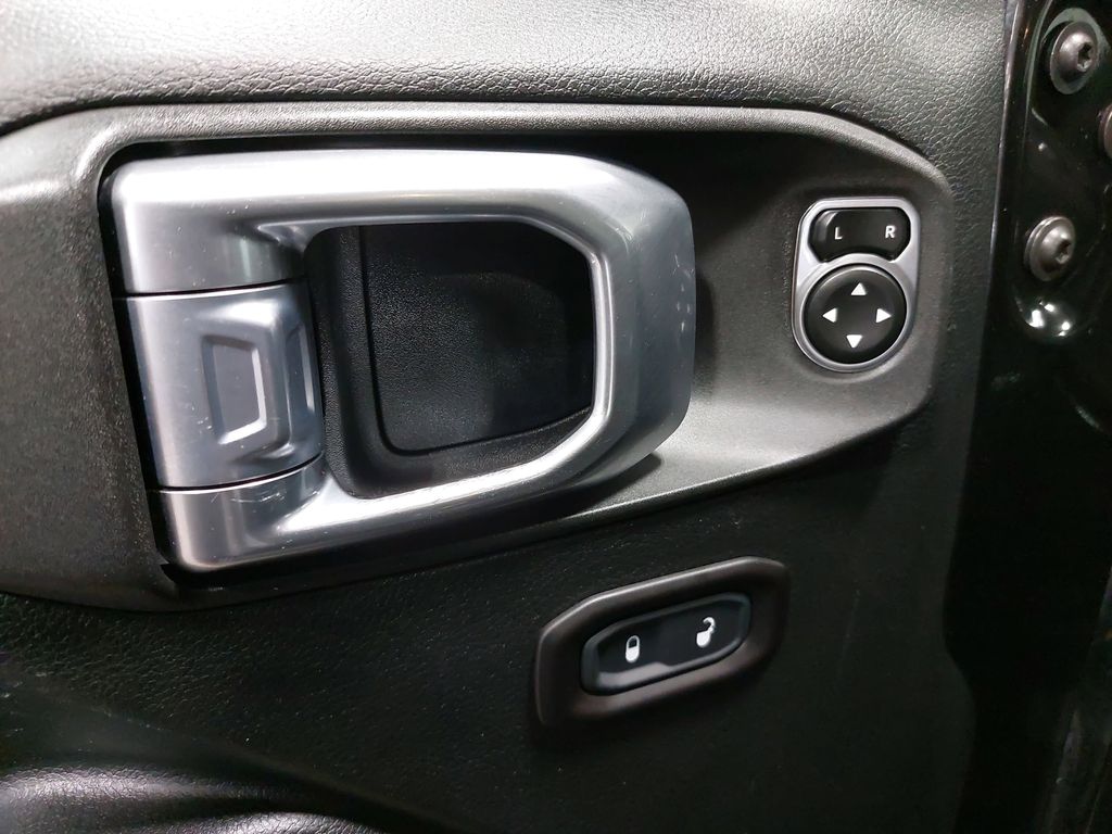 2020 JEEP GLADIATOR - Image 26