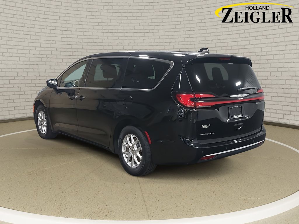 2025 CHRYSLER PACIFICA - Image 7