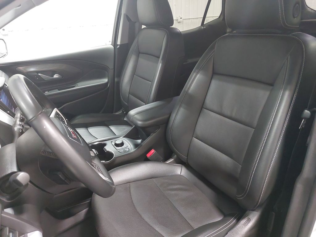 2024 GMC TERRAIN - Image 15