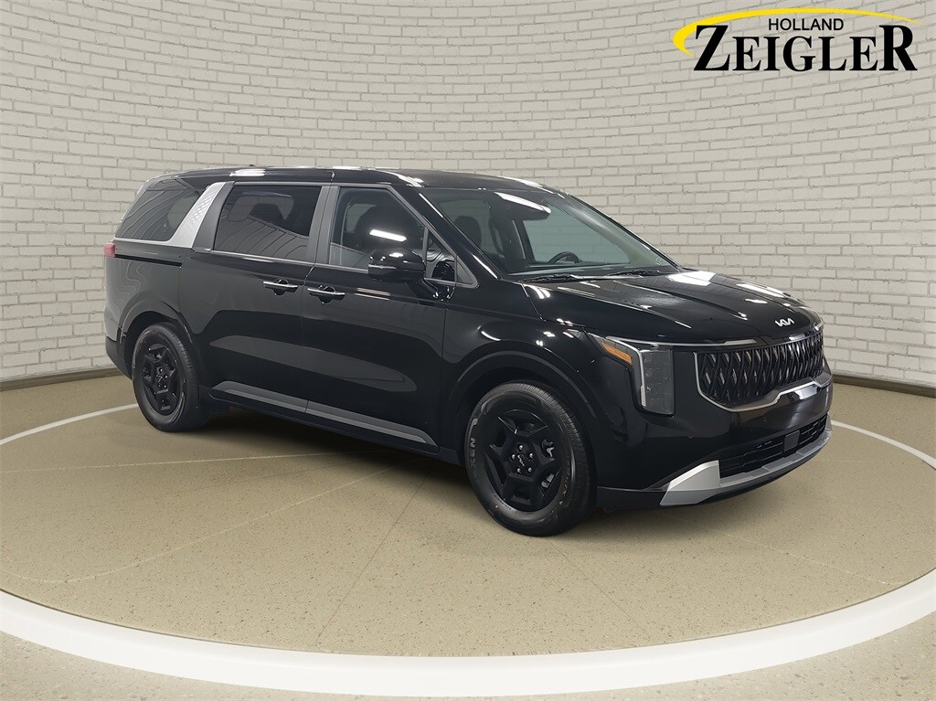 2026 Kia Carnival LXS photo 3