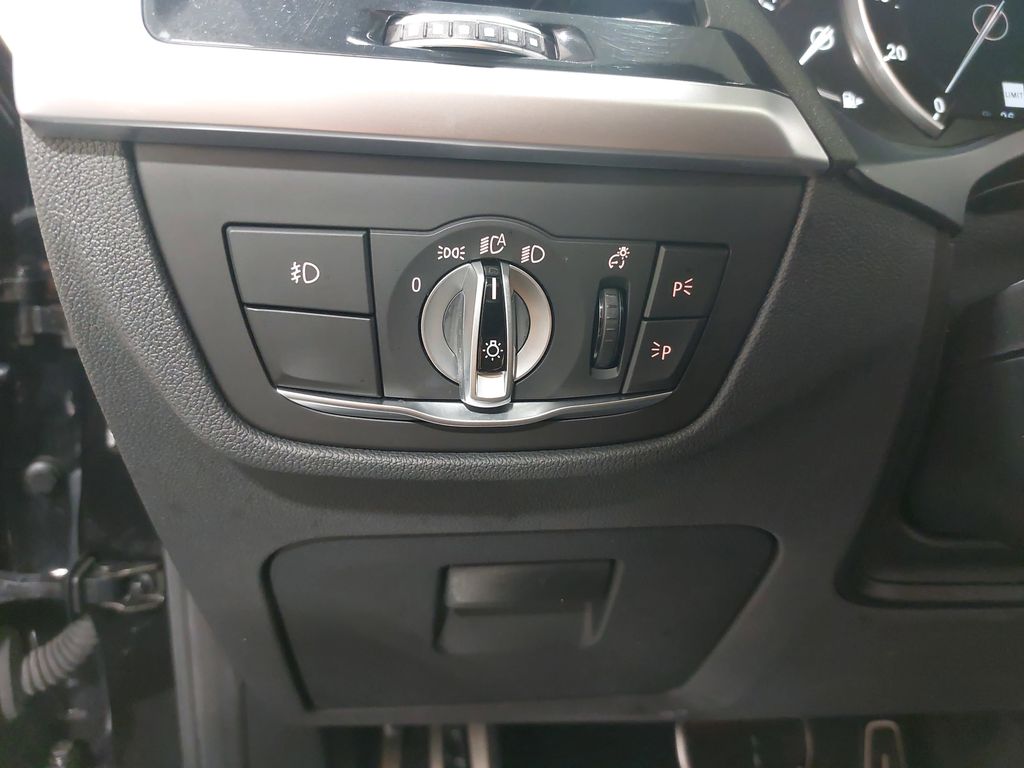 2019 BMW X4 - Image 27