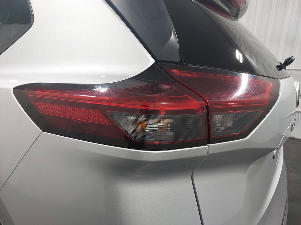 2023 NISSAN ROGUE - Image 32
