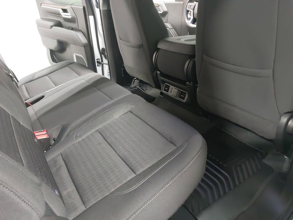 2023 CHEVROLET SILVERADO - Image 11