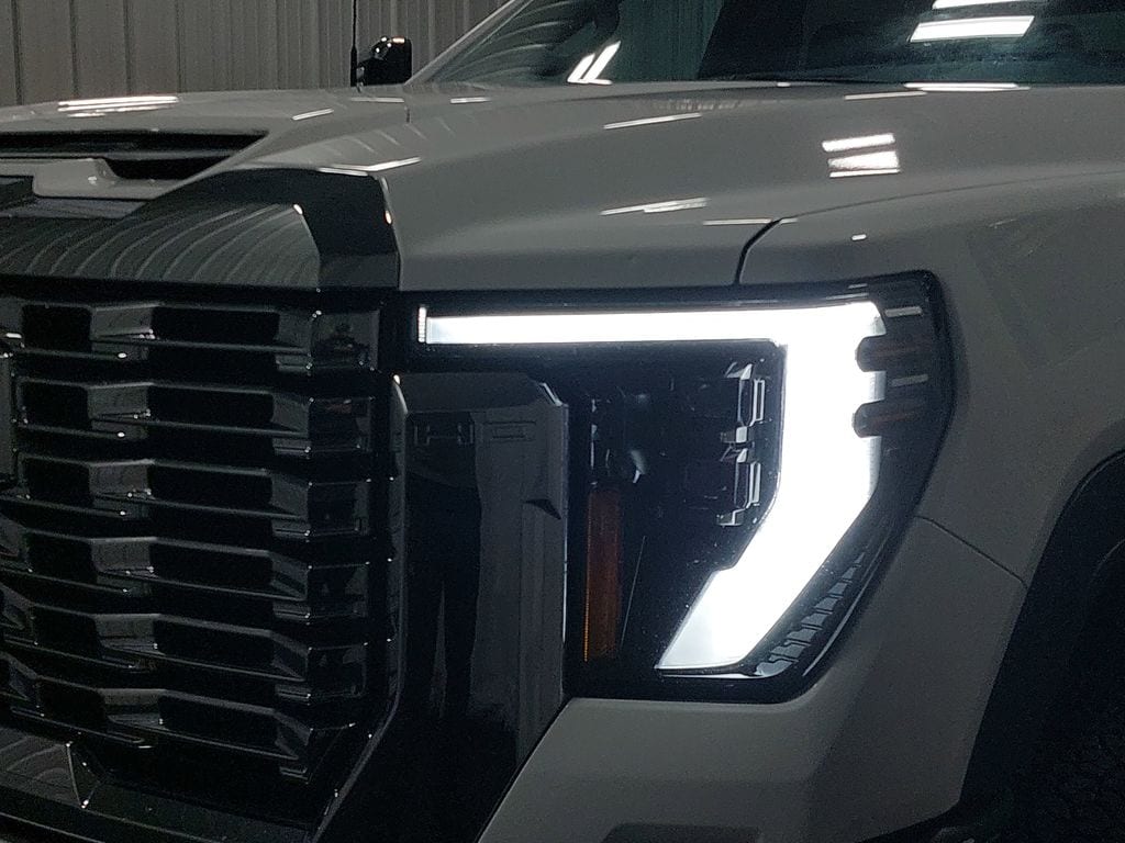 2024 GMC SIERRA HD - Image 34