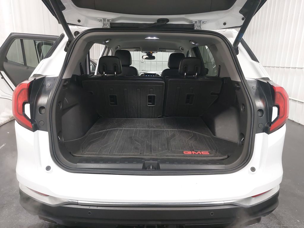 2020 GMC TERRAIN - Image 12