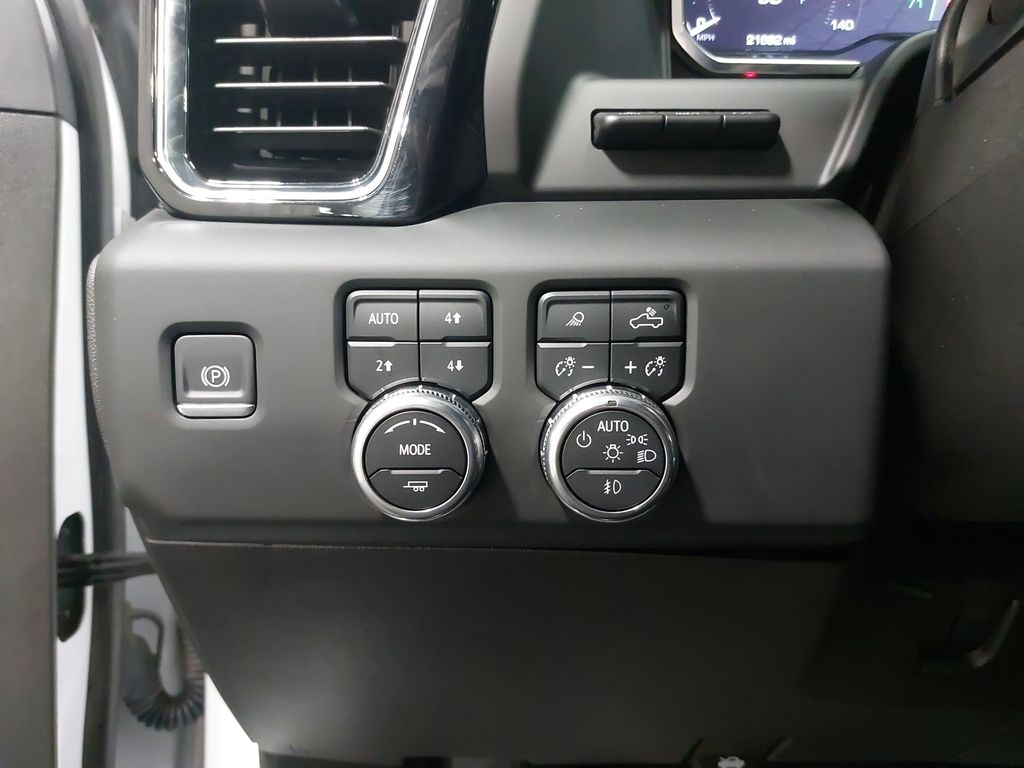 2024 GMC SIERRA HD - Image 27