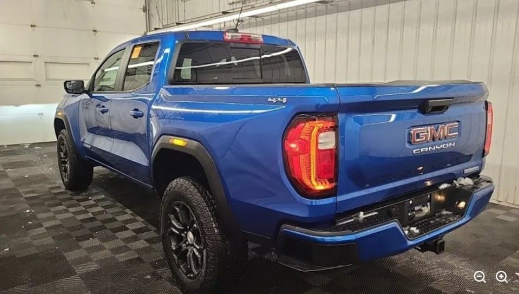 Used 2023 GMC Canyon Elevation Truck Crew Cab