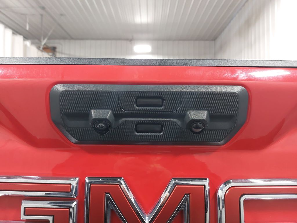 2024 GMC SIERRA HD - Image 14