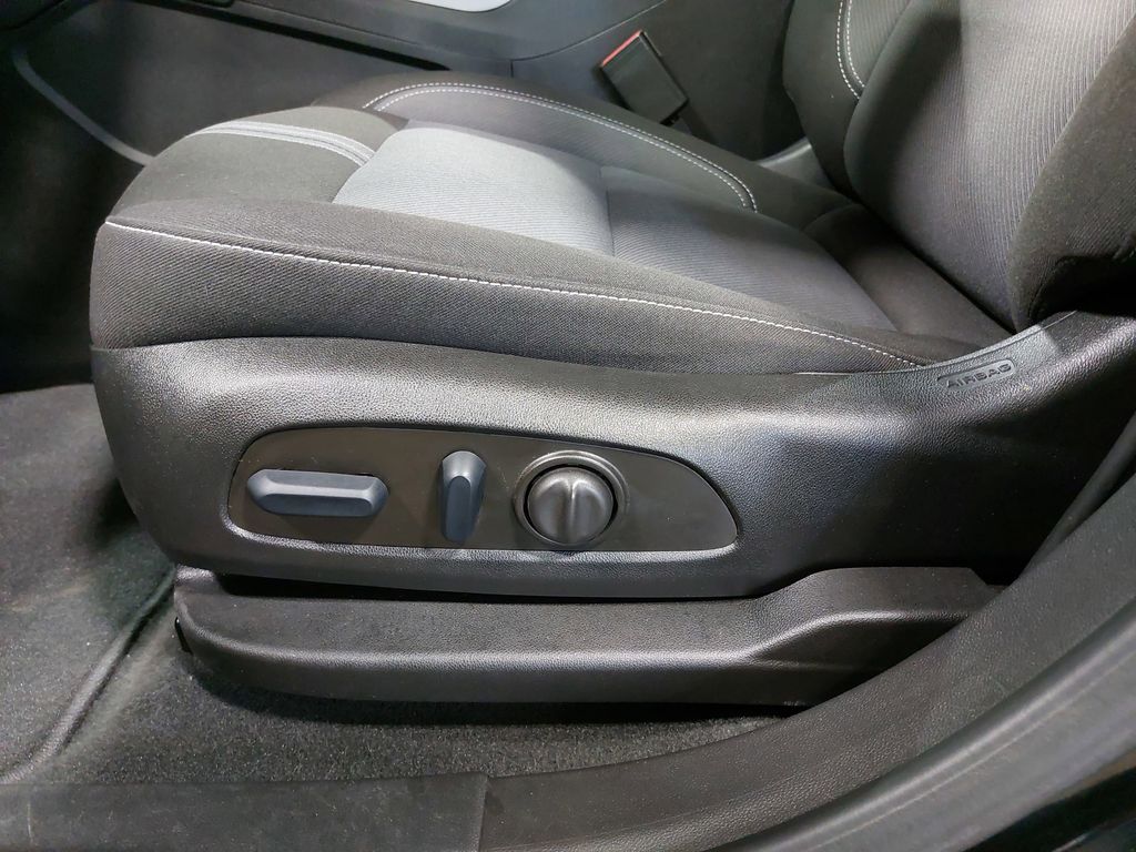 2023 CHEVROLET BLAZER - Image 28