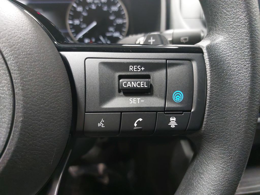 2023 NISSAN ROGUE - Image 17