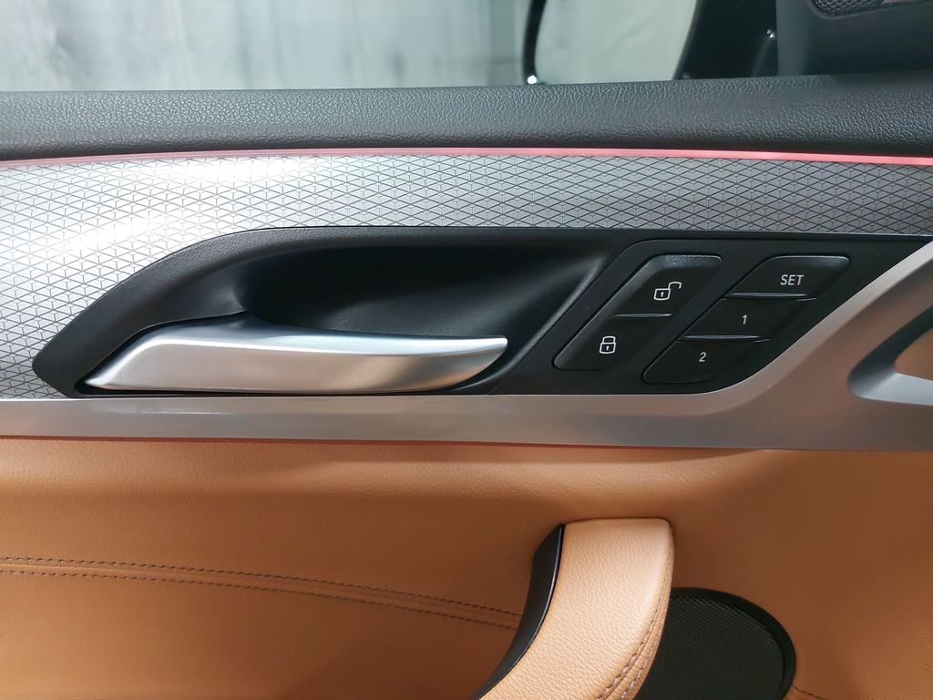 2019 BMW X4 - Image 29