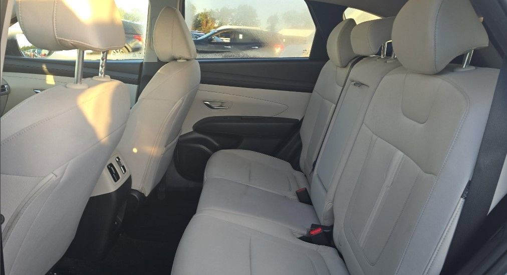 2025 HYUNDAI TUCSON - Image 16