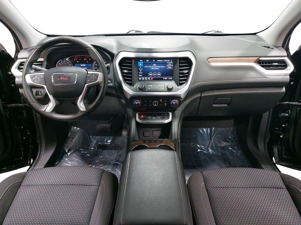 2023 GMC ACADIA - Image 9