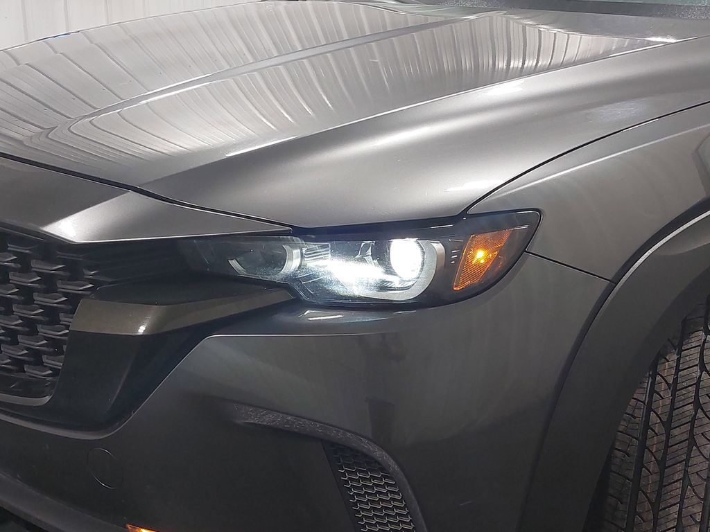 2025 MAZDA CX-50 - Image 31
