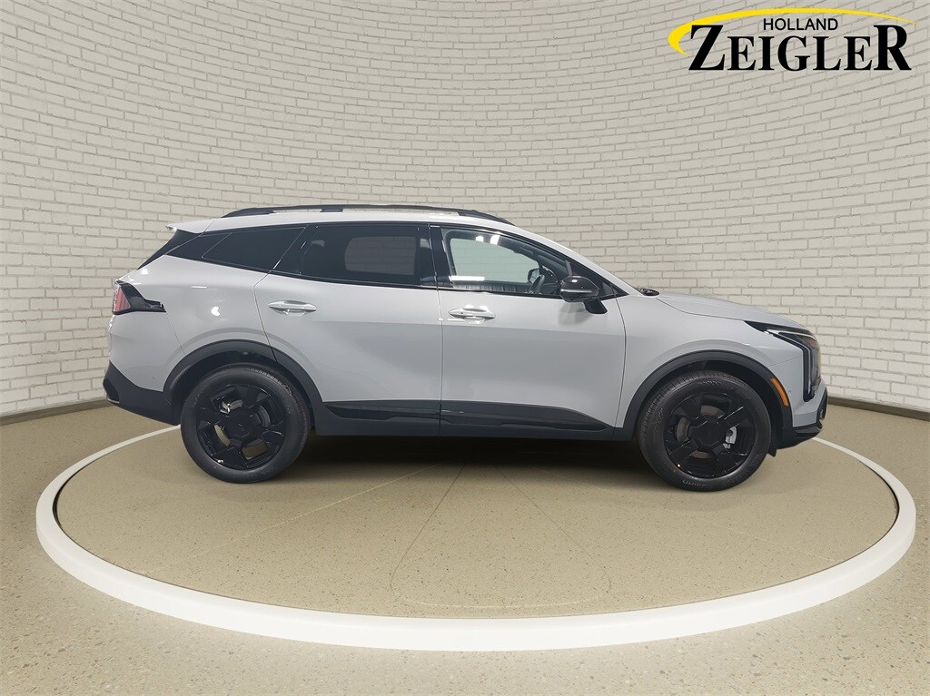 2026 Kia Sportage X-Line photo 4