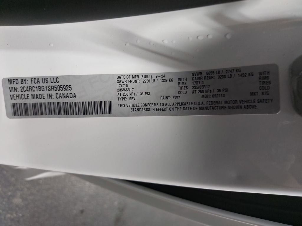 2025 CHRYSLER PACIFICA - Image 37