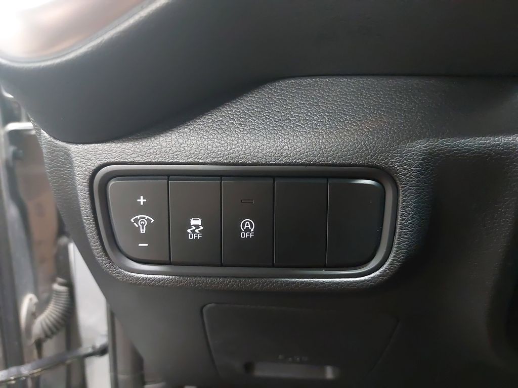 2025 KIA SOUL - Image 25