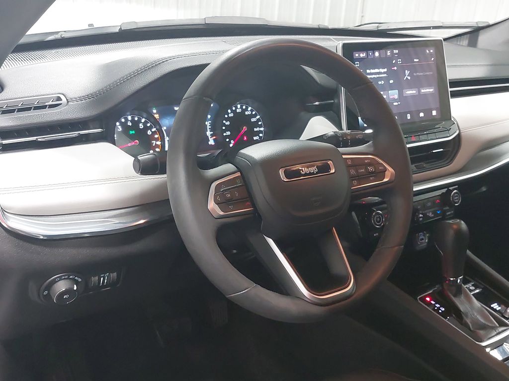 2023 JEEP COMPASS - Image 15