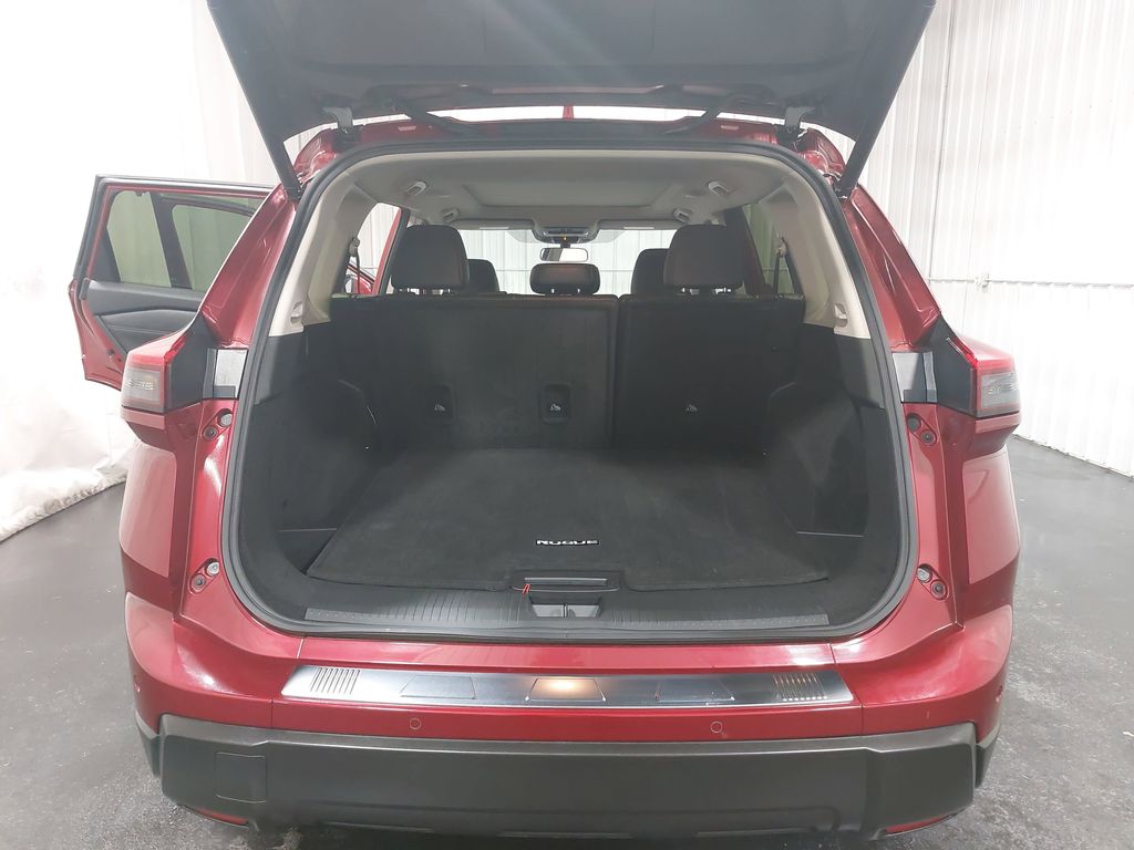 2025 NISSAN ROGUE - Image 12