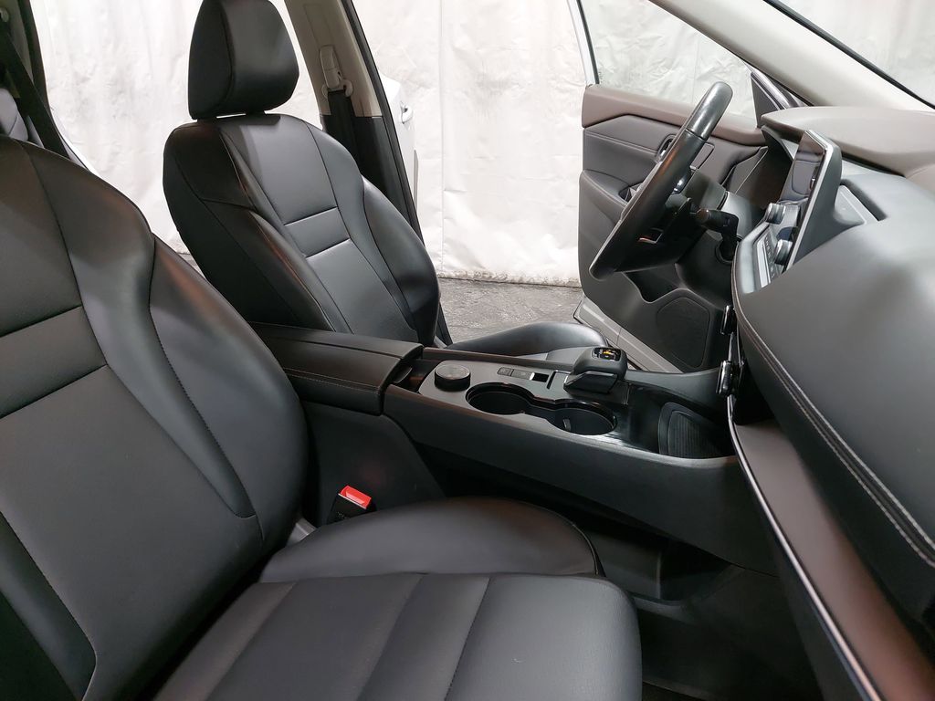 2023 NISSAN ROGUE - Image 10