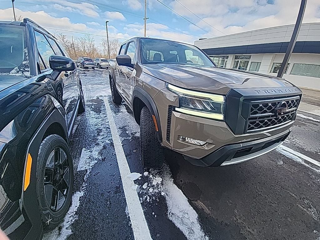 2024 NISSAN FRONTIER - Image 12