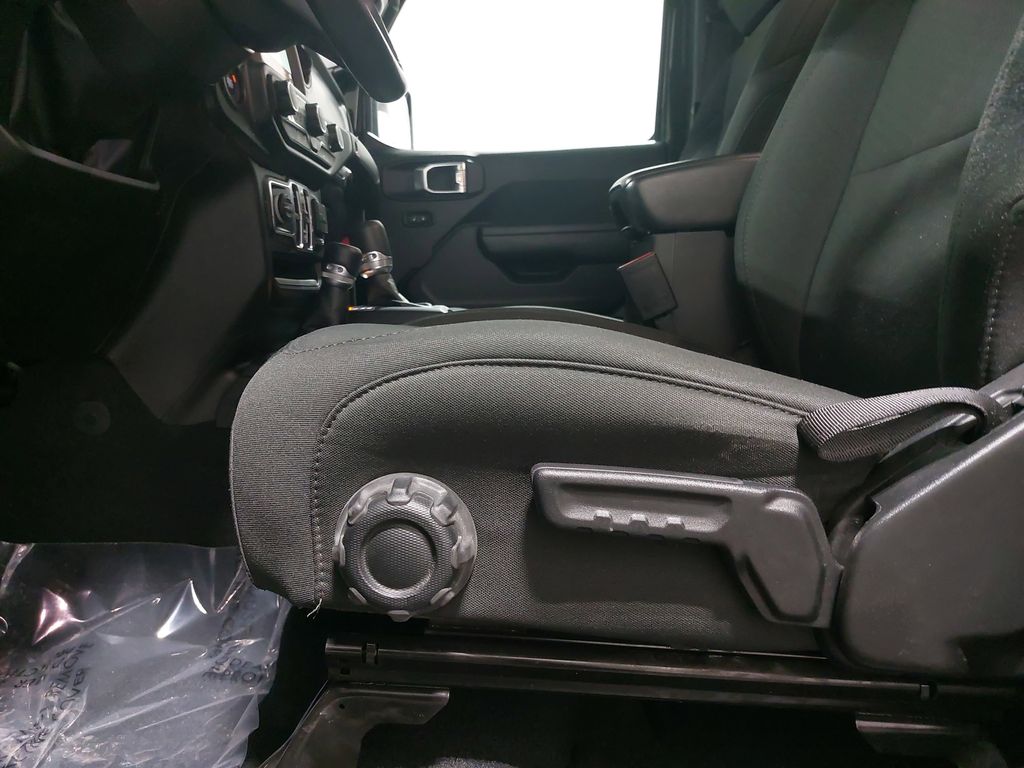 2022 JEEP GLADIATOR - Image 29