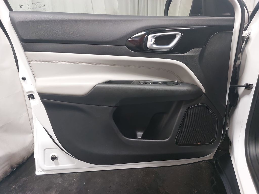 2023 JEEP COMPASS - Image 26