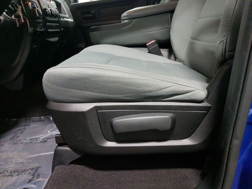 2017 RAM 1500 - Image 31