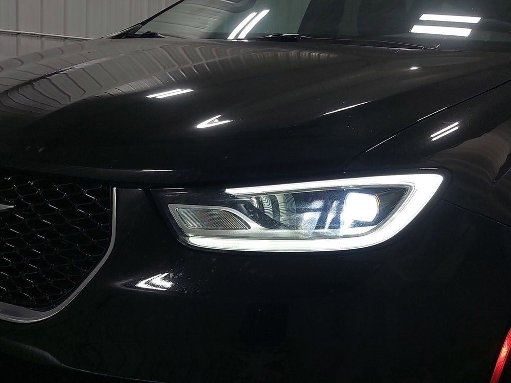 2025 CHRYSLER PACIFICA - Image 33