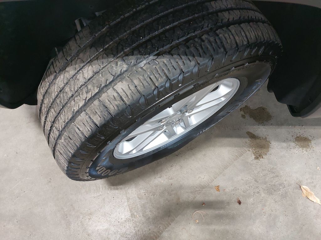 2023 JEEP GRAND CHEROKEE - Image 31