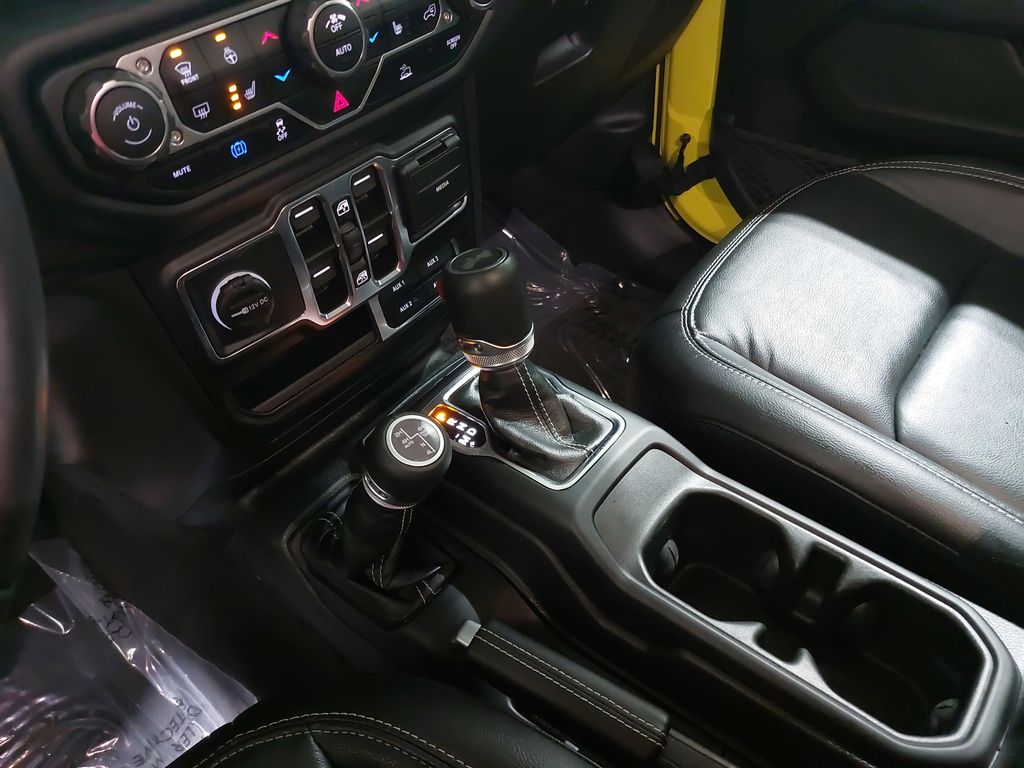 2023 JEEP WRANGLER - Image 25