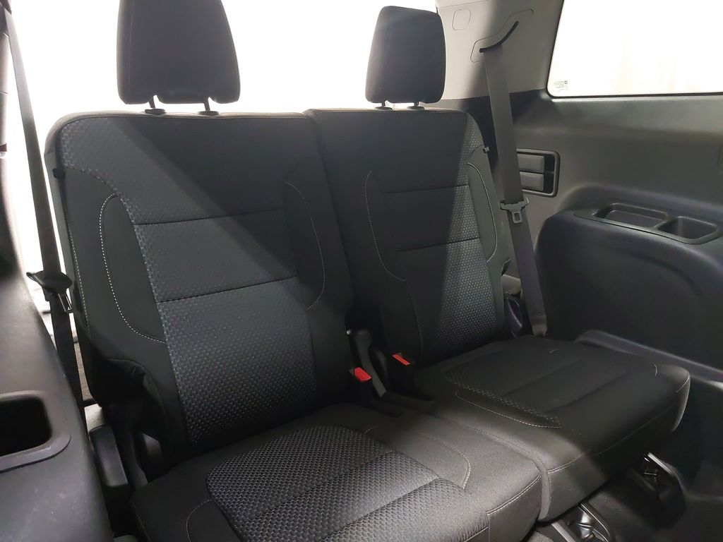 2023 GMC ACADIA - Image 12