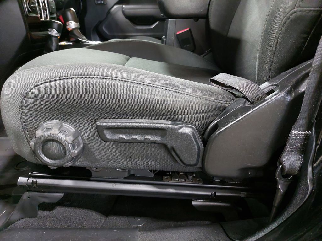 2020 JEEP GLADIATOR - Image 27