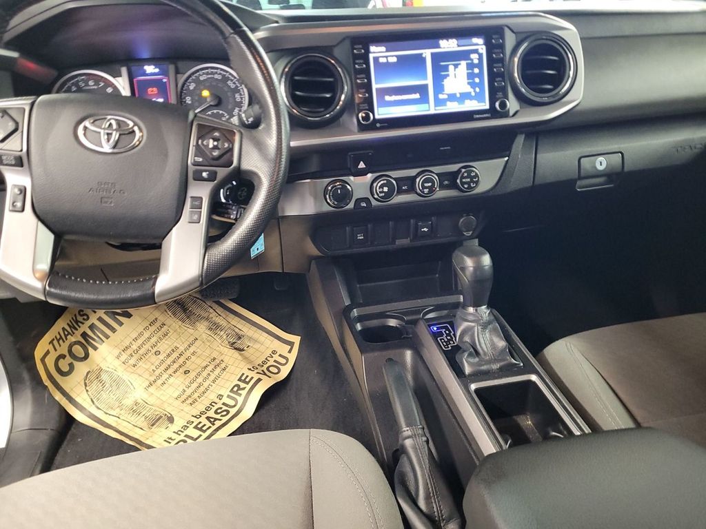 2022 TOYOTA TACOMA - Image 6