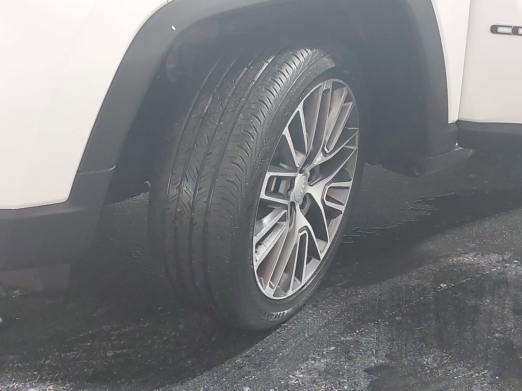 2023 JEEP COMPASS - Image 31