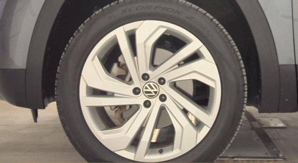 2022 VOLKSWAGEN ATLAS - Image 9