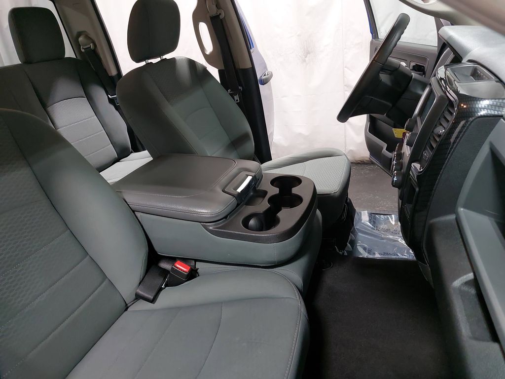 2017 RAM 1500 - Image 10