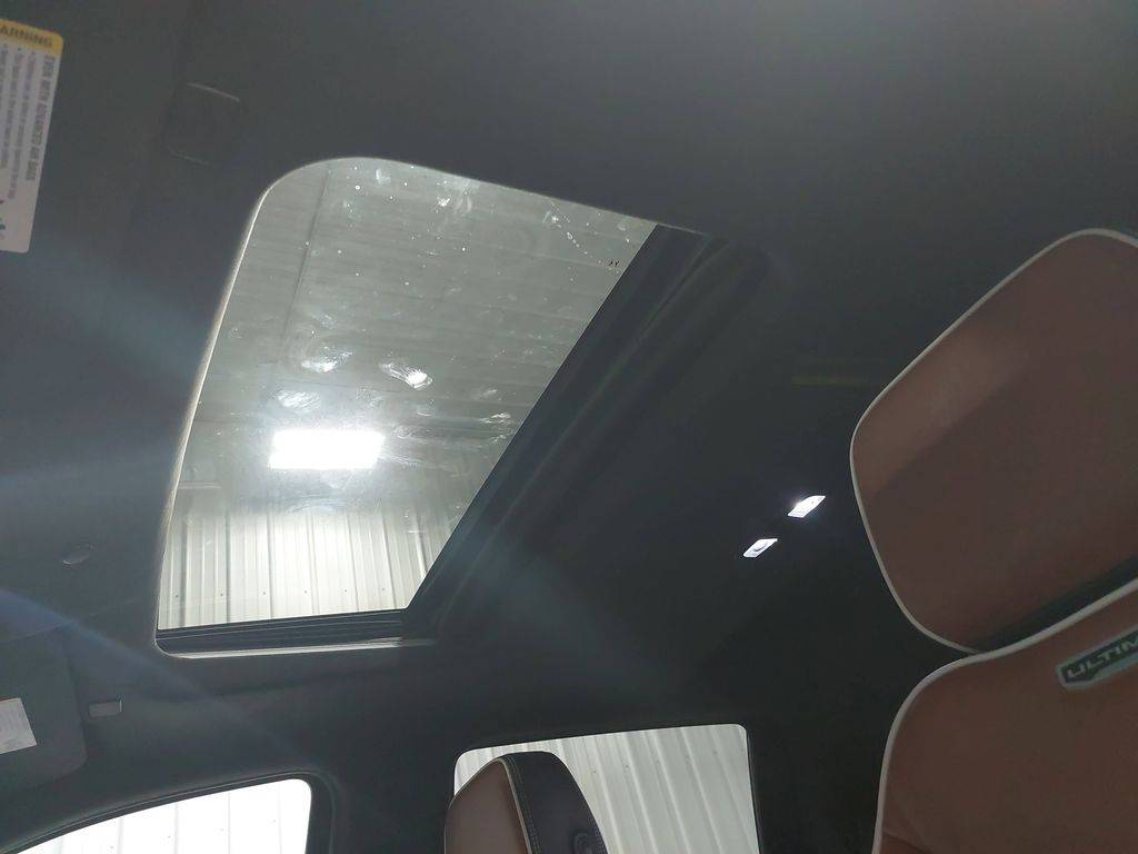 2025 GMC SIERRA - Image 32