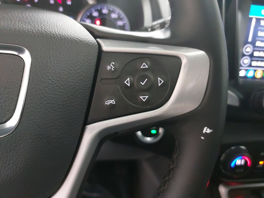 2024 GMC TERRAIN - Image 18