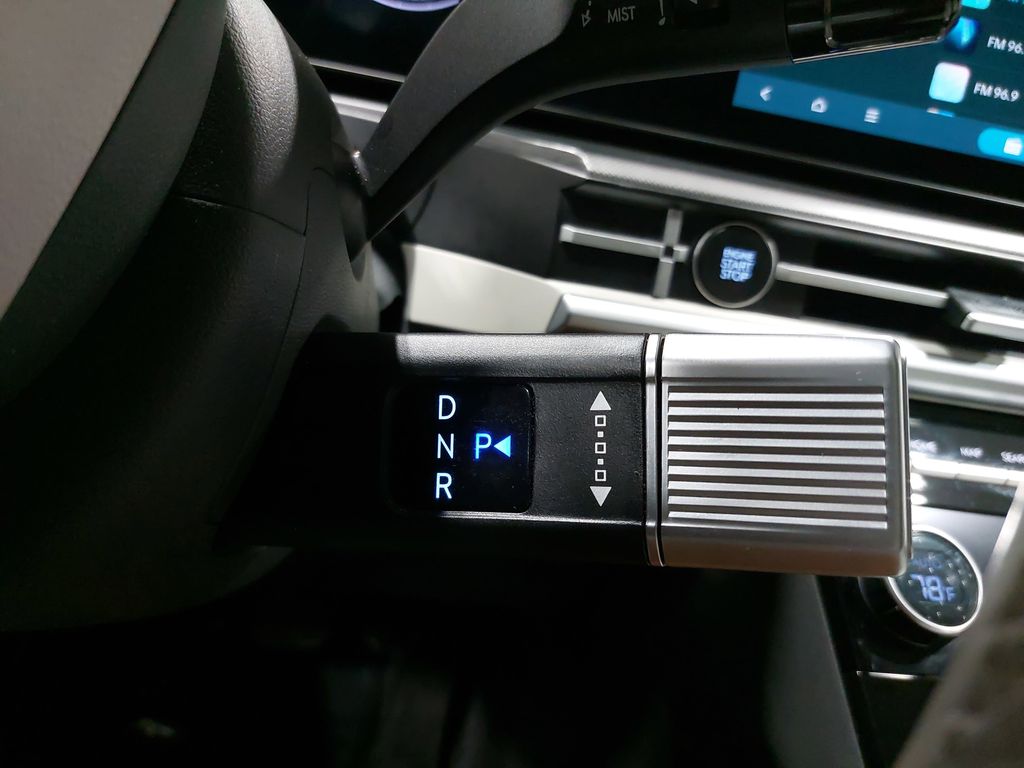 2025 HYUNDAI SANTA FE - Image 26