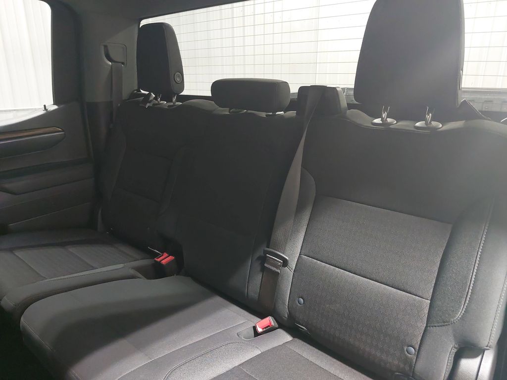 2024 CHEVROLET SILVERADO - Image 13