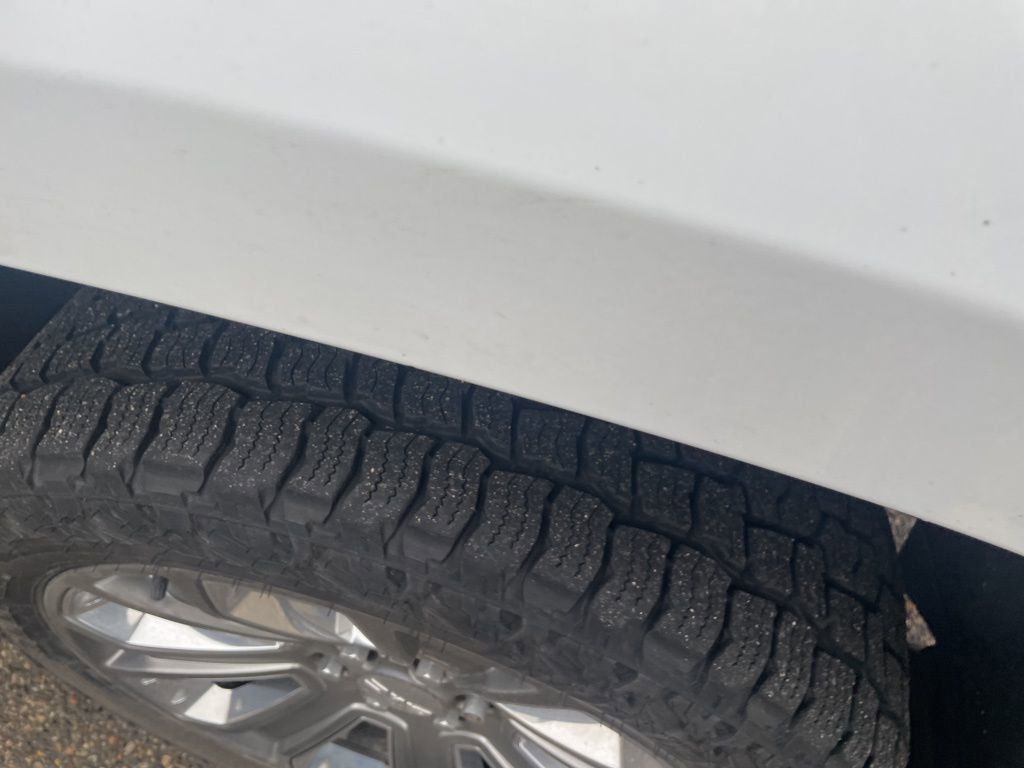 2018 GMC YUKON - Image 9