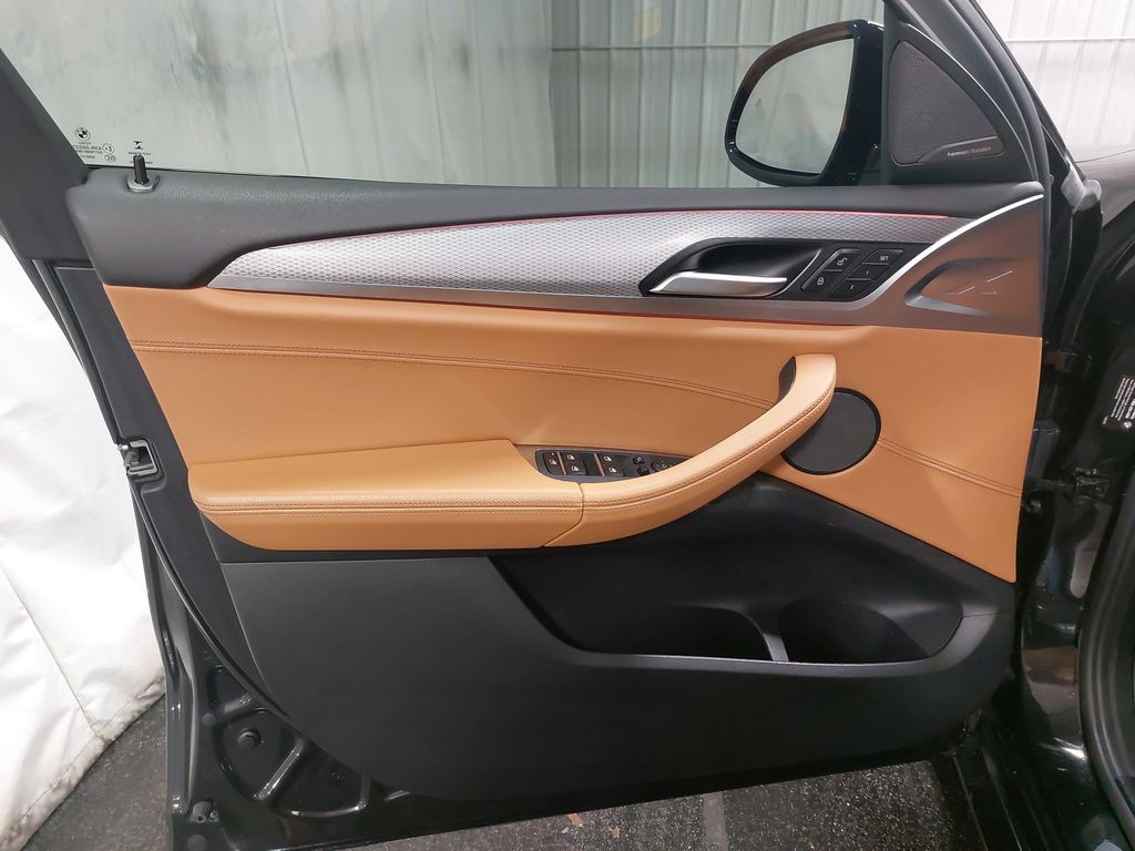 2019 BMW X4 - Image 28